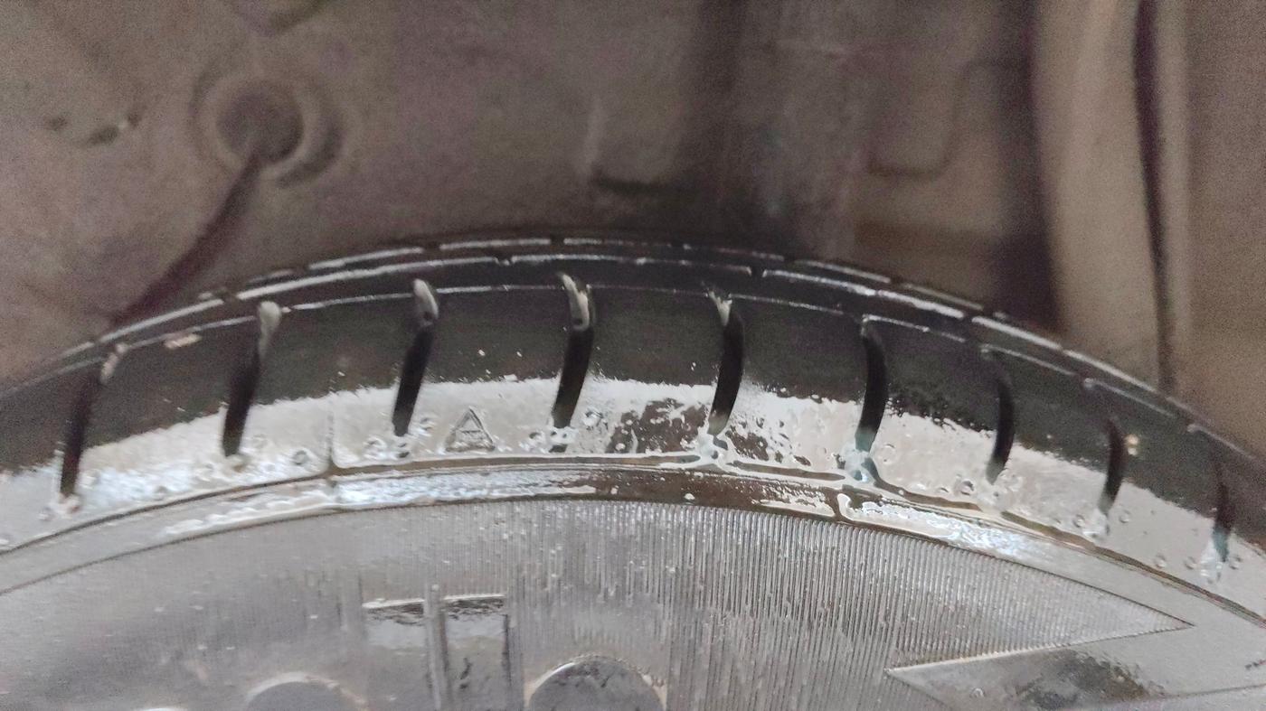2017 Maruti Celerio ZXI AMT (O), Petrol, Automatic, 1,20,564 km, Left Rear Tyre Tread