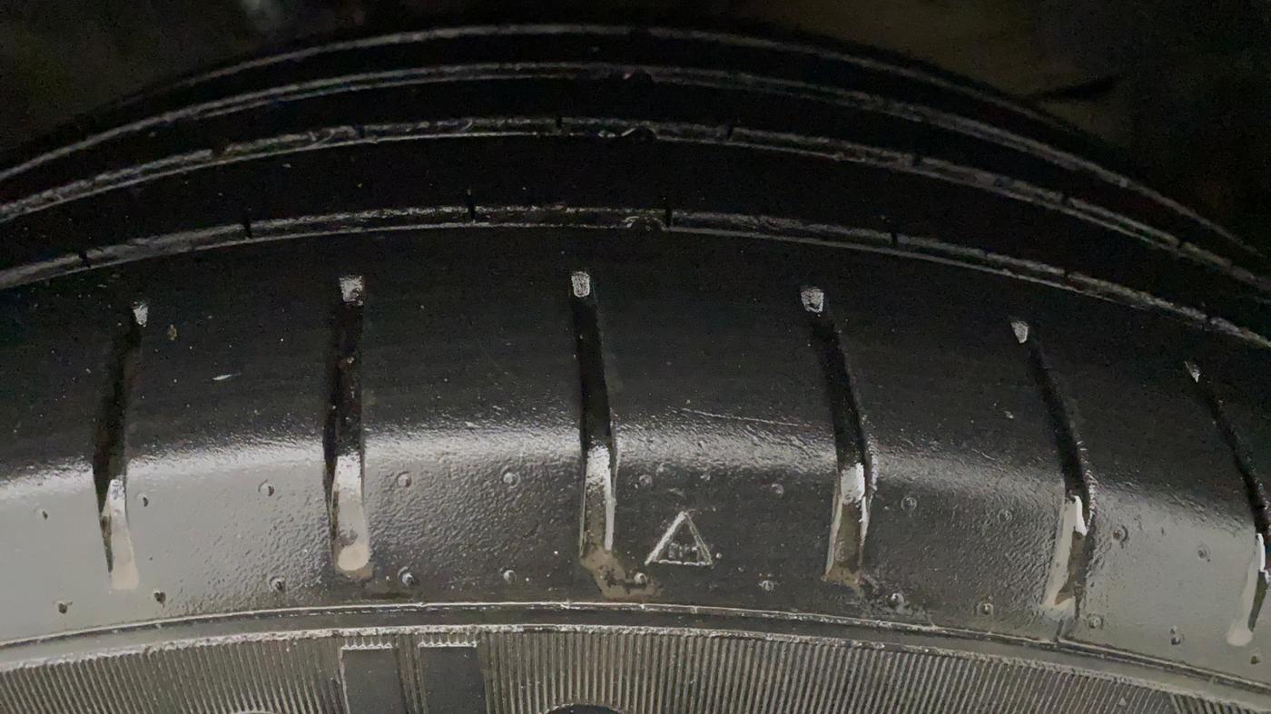 2020 Maruti Baleno ZETA PETROL 1.2, Petrol, Manual, 23,666 km, Left Front Tyre Tread