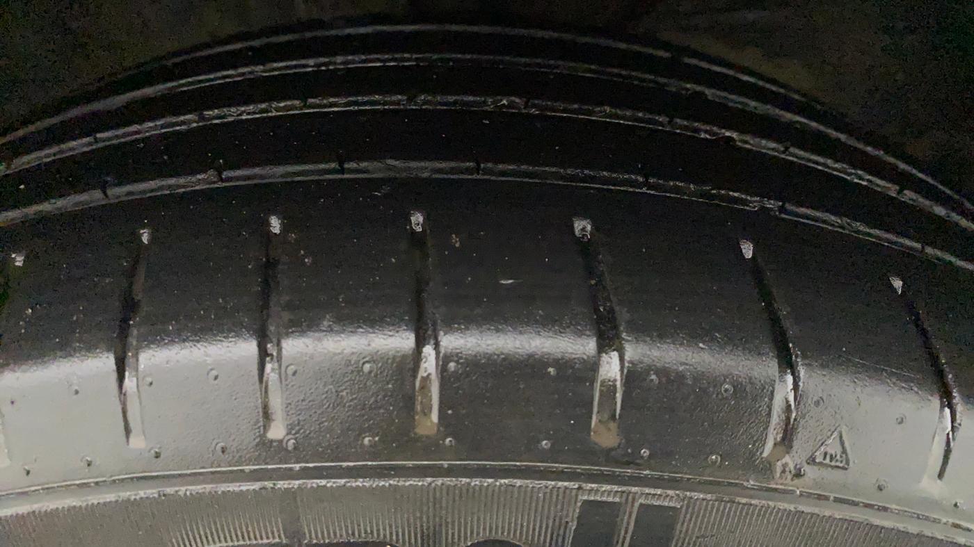 2020 Maruti Baleno ZETA PETROL 1.2, Petrol, Manual, 23,666 km, Left Rear Tyre Tread