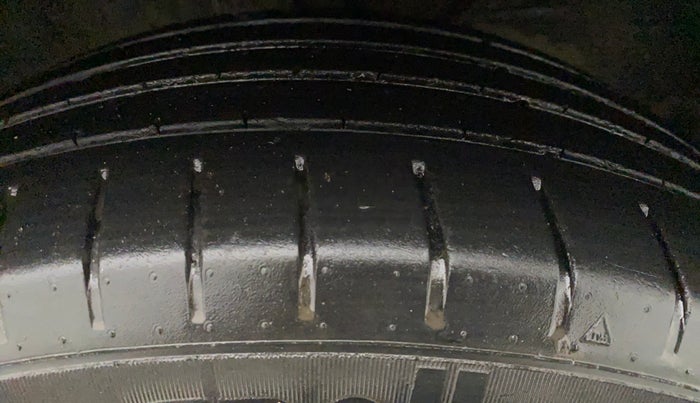 2020 Maruti Baleno ZETA PETROL 1.2, Petrol, Manual, 23,666 km, Left Rear Tyre Tread