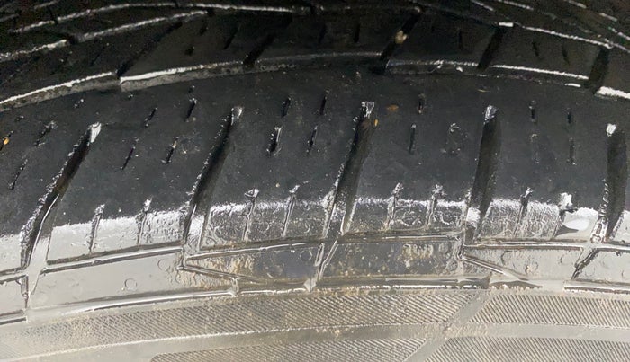 2018 Hyundai Creta S 1.4 DIESEL, Diesel, Manual, 1,09,365 km, Left Front Tyre Tread