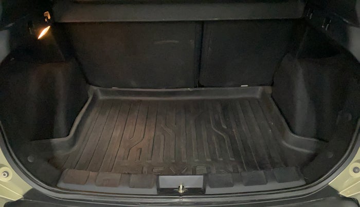 2022 Tata NEXON XZ PLUS (PREMIUM) KAZIRANGA DIESEL, Diesel, Manual, 57,219 km, Boot Inside