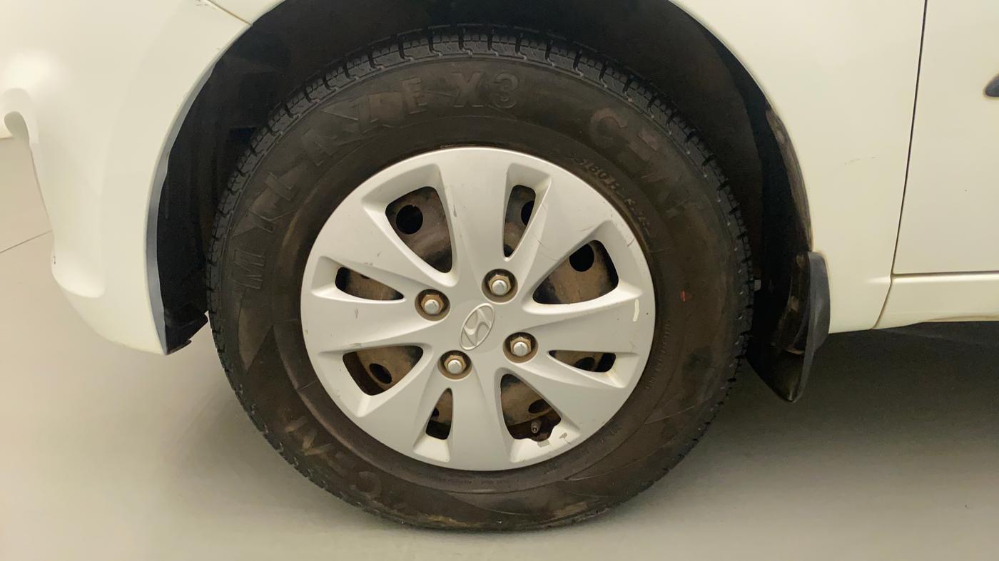 2013 Hyundai i10 MAGNA 1.1, Petrol, Manual, 47,502 km, Left Front Wheel
