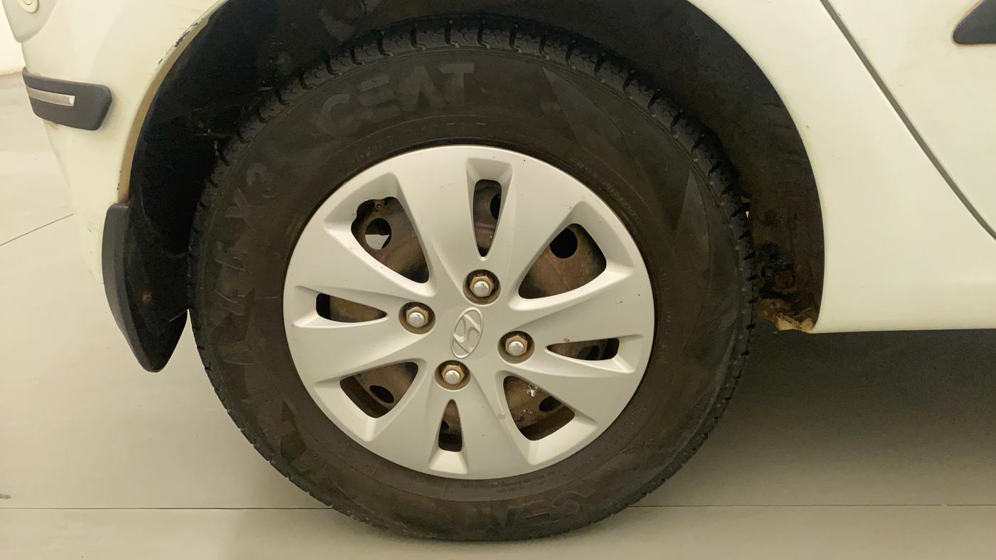2013 Hyundai i10 MAGNA 1.1, Petrol, Manual, 47,502 km, Right Rear Wheel