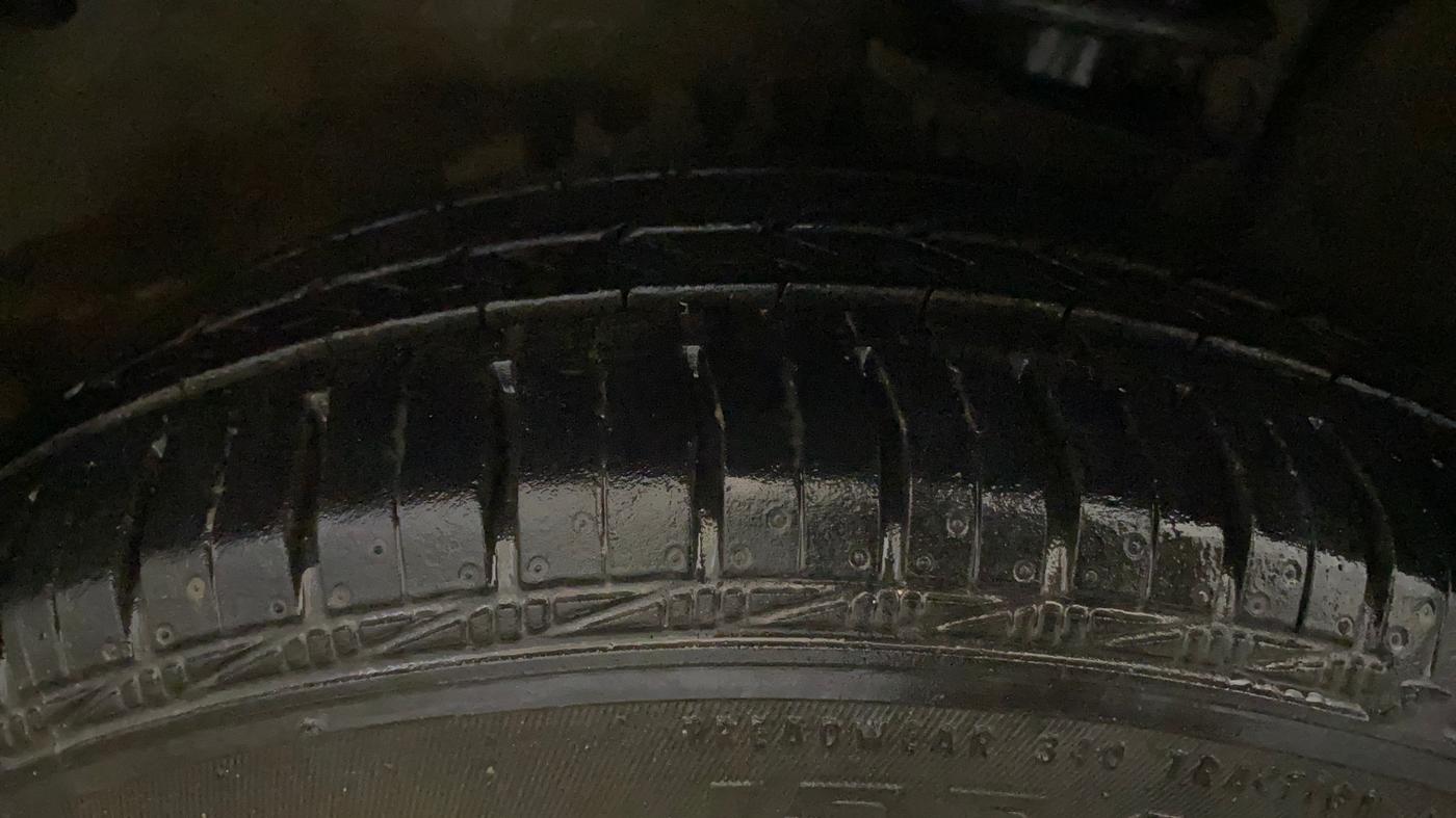 2016 Maruti Alto K10 LXI, Petrol, Manual, 48,023 km, Left Front Tyre Tread