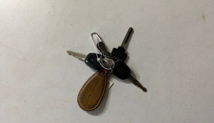 2016 Maruti Alto K10 LXI, Petrol, Manual, 48,023 km, Key Close Up