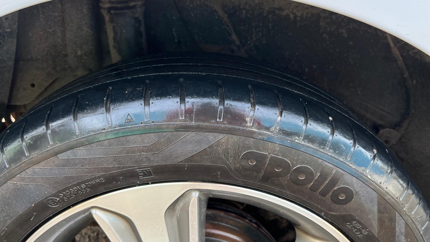 2019 Hyundai Verna 1.6 VTVT SX, Petrol, Manual, 59,233 km, Right Rear Tyre Tread