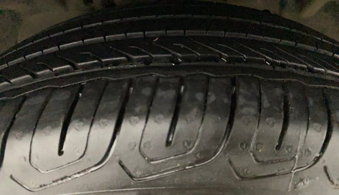 2014 Ford Ecosport TITANIUM 1.5L DIESEL, Diesel, Manual, 78,080 km, Right Front Tyre Tread