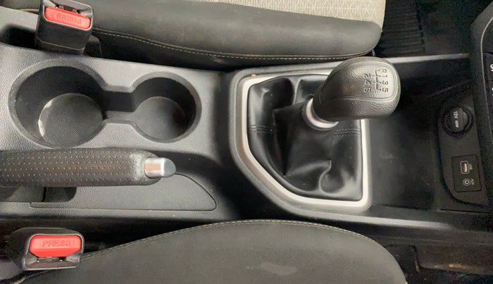 2017 Hyundai Creta  SX 1.6 Petrol , Petrol, Manual, 36,603 km, Gear Lever