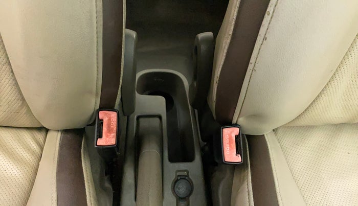 2011 Hyundai i10 MAGNA 1.2, Petrol, Manual, 1,14,722 km, Driver Side Adjustment Panel