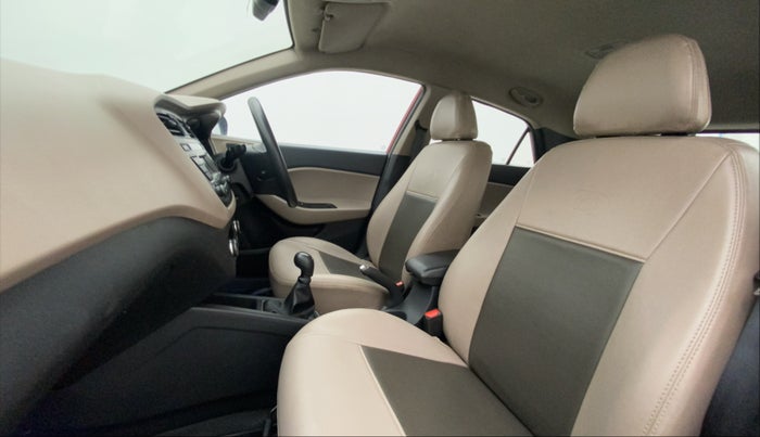 2016 Hyundai Elite i20 SPORTZ 1.2, Petrol, Manual, 76,675 km, Right Side Front Door Cabin
