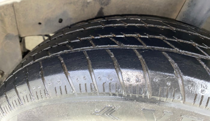 2016 Maruti Celerio ZXI AMT, Petrol, Automatic, 22,615 km, Left Rear Tyre Tread