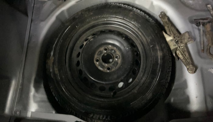 2017 Maruti Baleno DELTA PETROL 1.2, Petrol, Manual, 66,674 km, Spare Tyre