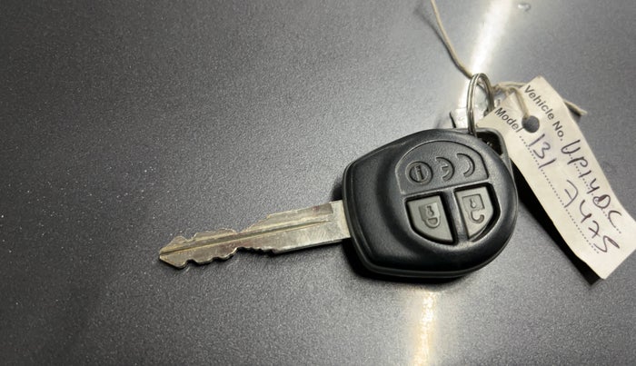 2017 Maruti Baleno DELTA PETROL 1.2, Petrol, Manual, 66,674 km, Key Close Up