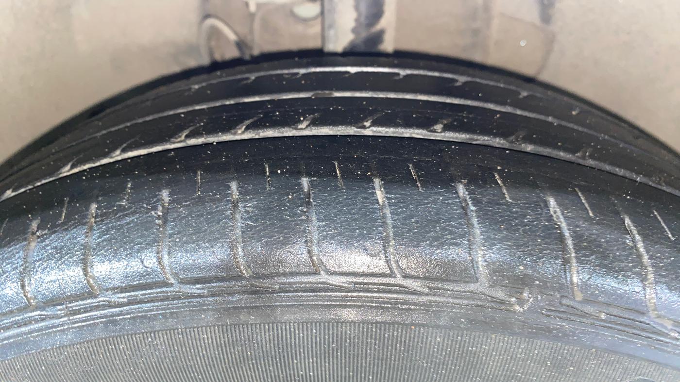2022 Tata Tiago XZ PLUS PETROL, Petrol, Manual, 14,948 km, Left Front Tyre Tread