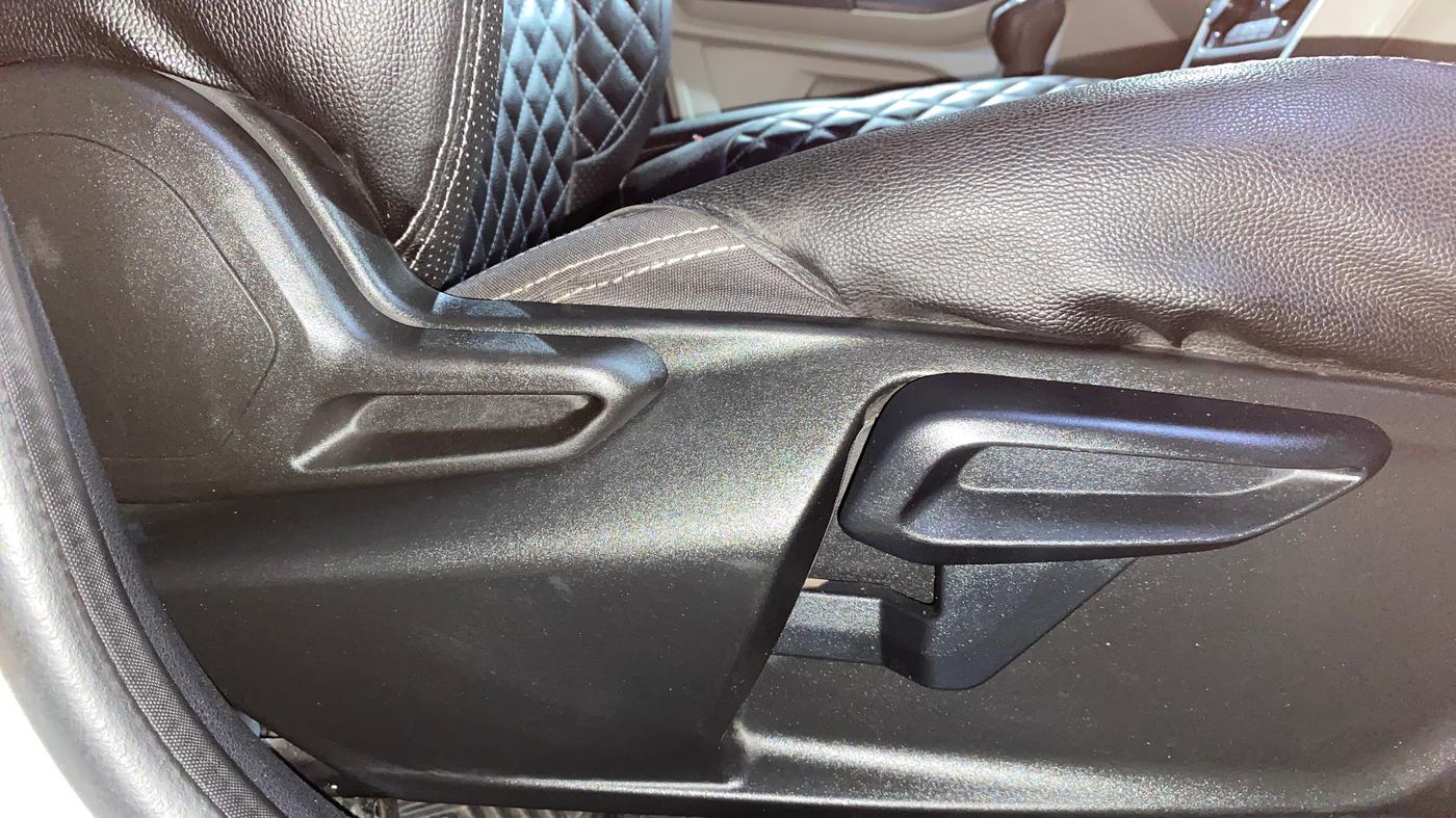 2022 Tata Tiago XZ PLUS PETROL, Petrol, Manual, 14,948 km, Driver Side Adjustment Panel