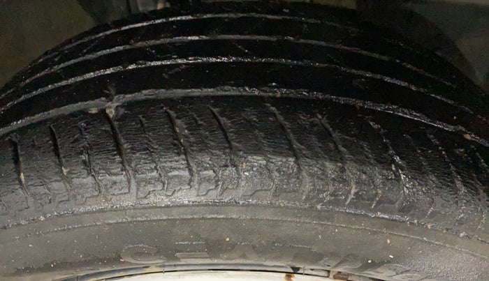 2021 Renault Kiger RXL MT, Petrol, Manual, 44,048 km, Right Front Tyre Tread