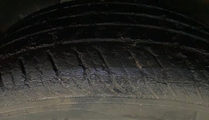 2021 Renault Kiger RXL MT, Petrol, Manual, 44,048 km, Left Front Tyre Tread