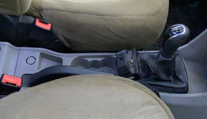 2017 Tata Tiago XE PETROL, Petrol, Manual, 99,366 km, Gear Lever