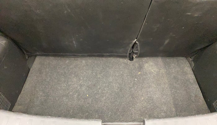 2015 Maruti Swift ZXI, Petrol, Manual, 55,423 km, Boot Inside