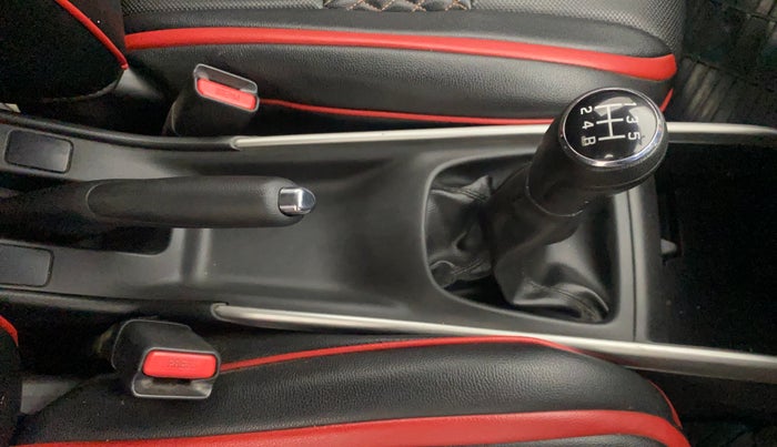 2018 Maruti Baleno DELTA PETROL 1.2, Petrol, Manual, 29,492 km, Gear Lever