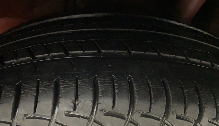 2018 Maruti Baleno DELTA PETROL 1.2, Petrol, Manual, 29,492 km, Left Rear Tyre Tread