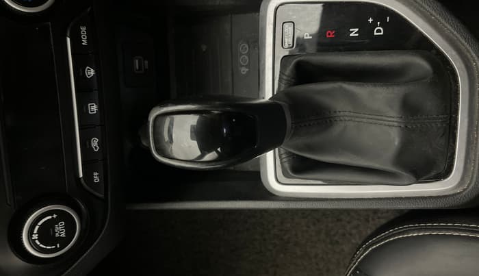 2019 Hyundai Creta SX AT 1.6 PETROL, Petrol, Automatic, 75,784 km, Gear Lever