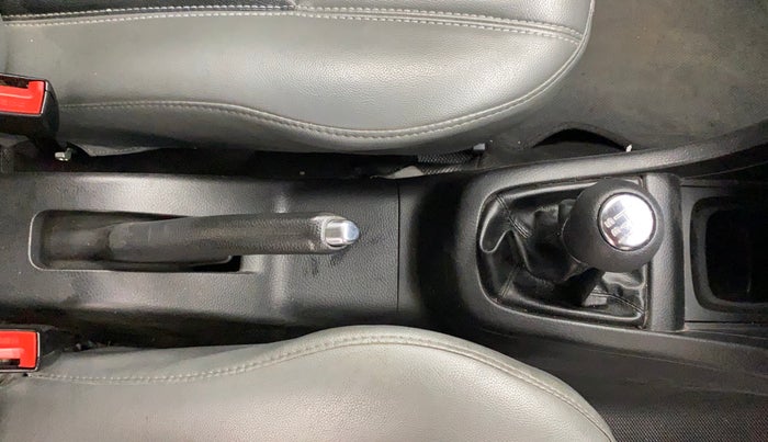 2017 Maruti Swift VXI, Petrol, Manual, 68,694 km, Gear Lever