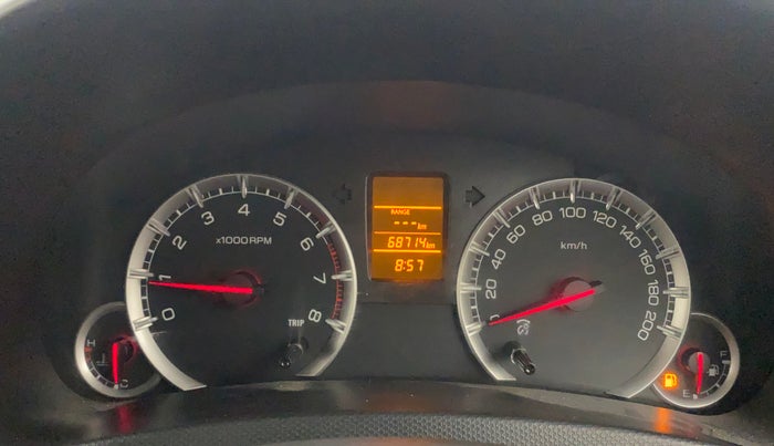 2017 Maruti Swift VXI, Petrol, Manual, 68,694 km, Odometer Image