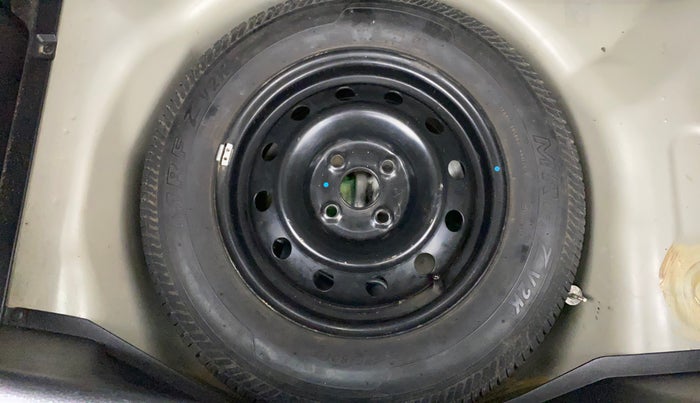 2017 Maruti Swift VXI, Petrol, Manual, 68,694 km, Spare Tyre