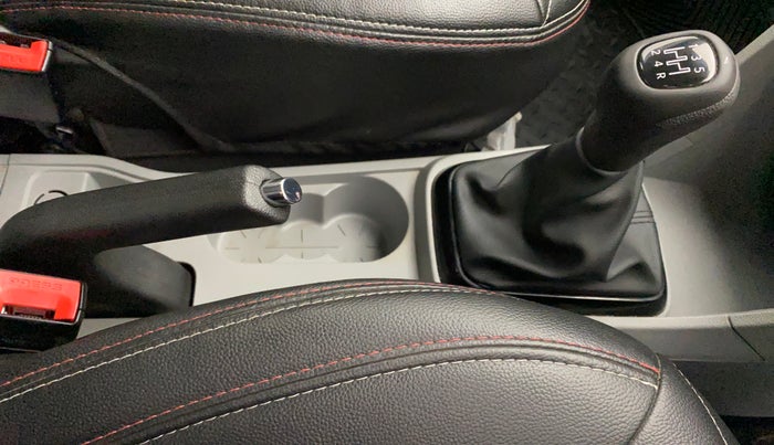 2021 Tata Tiago XZ PLUS DUAL TONE PETROL, Petrol, Manual, 35,158 km, Gear Lever