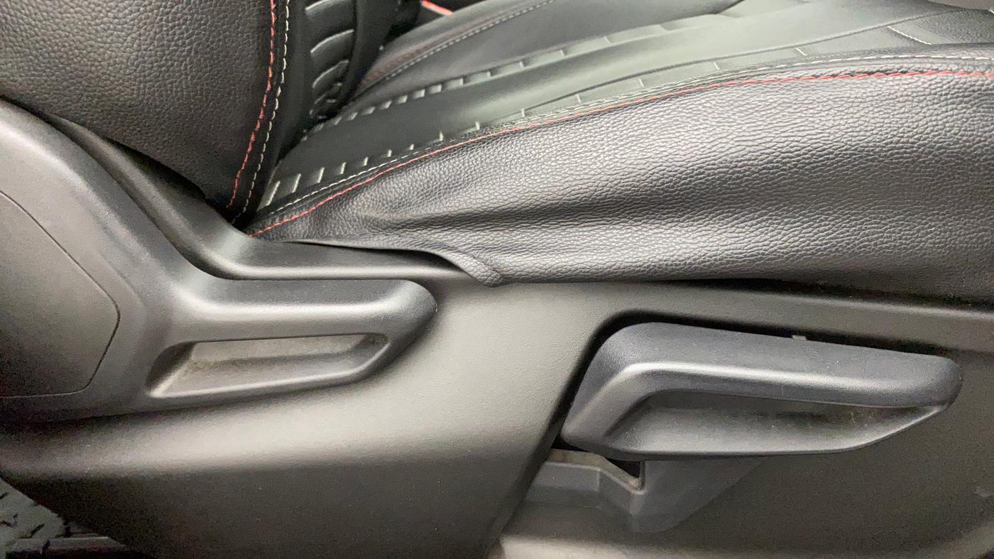 2021 Tata Tiago XZ PLUS DUAL TONE PETROL, Petrol, Manual, 35,158 km, Driver Side Adjustment Panel