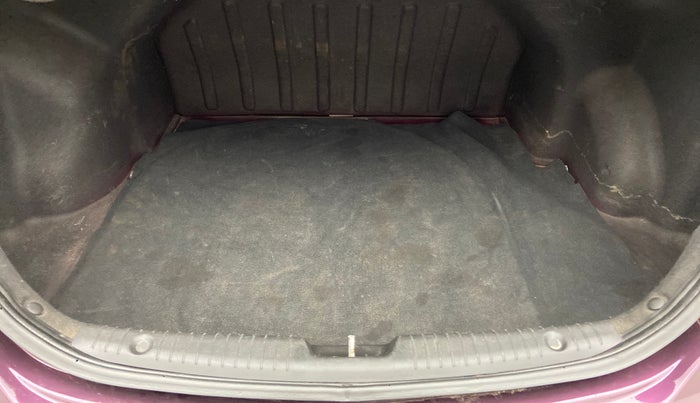 2012 Hyundai Verna FLUIDIC 1.6 CRDI SX OPT AT, Diesel, Automatic, 90,619 km, Boot Inside View
