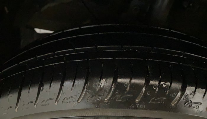 2020 Maruti Baleno DELTA PETROL 1.2, Petrol, Manual, 24,022 km, Left Front Tyre Tread