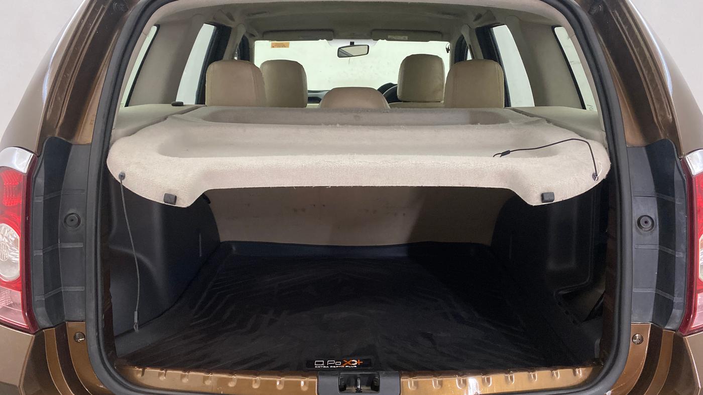 2014 Renault Duster 85 PS RXL DIESEL, Diesel, Manual, 94,209 km, Boot Inside