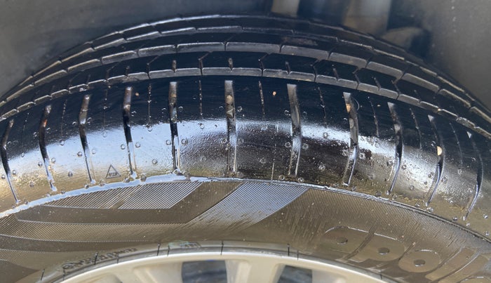 2022 Maruti Dzire ZXI AMT, Petrol, Automatic, 69,241 km, Left Rear Tyre Tread