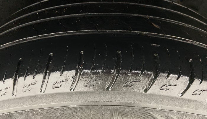2018 Maruti Vitara Brezza ZDI + AMT, Diesel, Automatic, 58,556 km, Left Rear Tyre Tread