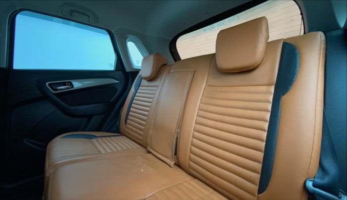 2018 Maruti Vitara Brezza ZDI + AMT, Diesel, Automatic, 58,556 km, Right Side Rear Door Cabin