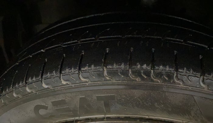 2020 Honda Amaze 1.2L I-VTEC S, Petrol, Manual, 57,465 km, Left Front Tyre Tread