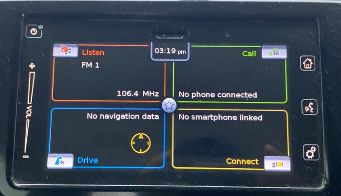 2017 Maruti Baleno ALPHA PETROL 1.2, Petrol, Manual, 80,546 km, Infotainment System