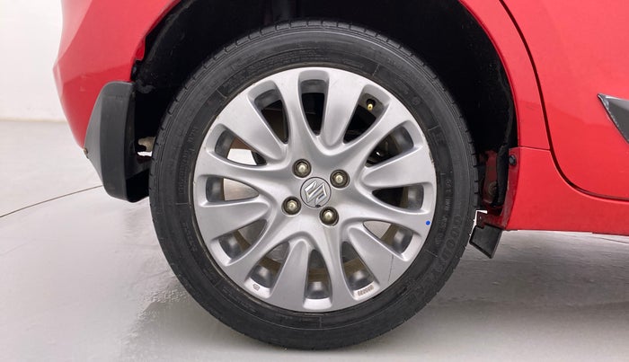 2017 Maruti Baleno ALPHA PETROL 1.2, Petrol, Manual, 80,546 km, Right Rear Wheel