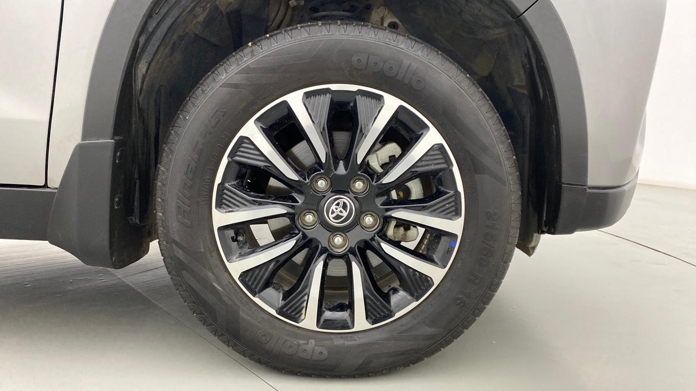2021 Toyota URBAN CRUISER PREMIUM MT, Petrol, Manual, 11,121 km, Right Front Wheel