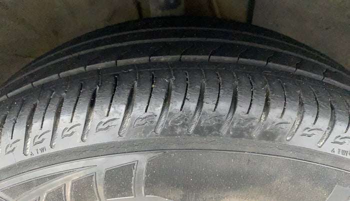 2019 Hyundai VENUE SX 1.0 (O) TURBO, Petrol, Manual, 29,597 km, Right Front Tyre Tread
