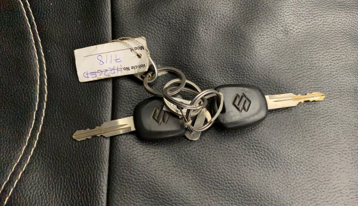 2019 Maruti Alto K10 VXI, Petrol, Manual, 37,870 km, Key Close Up