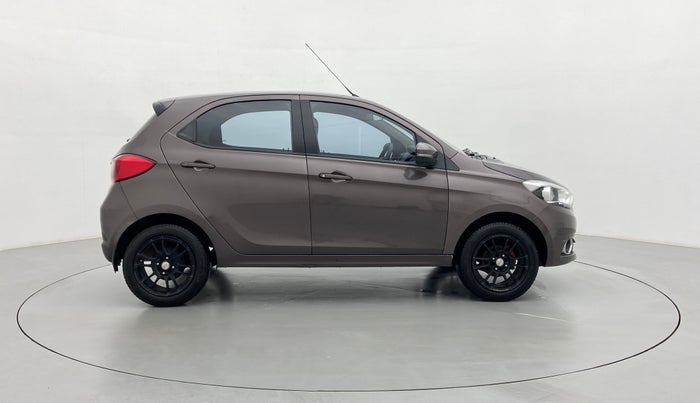 2018 Tata Tiago XZA PETROL, Petrol, Automatic, 88,923 km, Right Side View