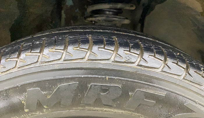 2018 Maruti IGNIS DELTA 1.2, CNG, Manual, 80,757 km, Right Front Tyre Tread