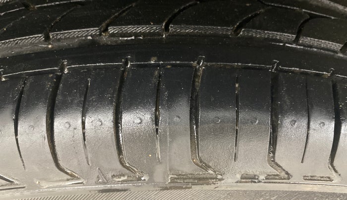 2021 Hyundai VENUE SX PLUS 1.0 TURBO DCT, Petrol, Automatic, 75,584 km, Right Rear Tyre Tread