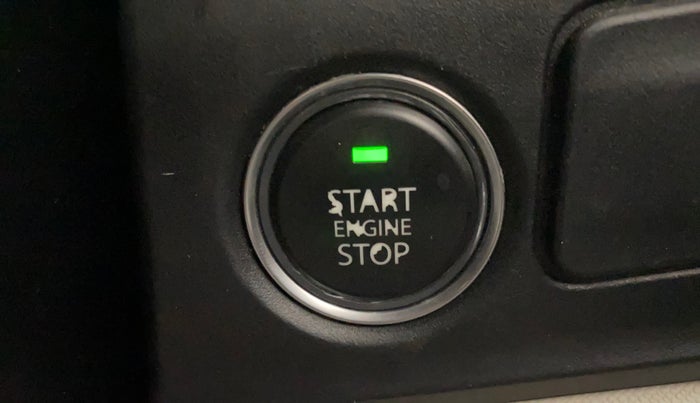 2021 Tata ALTROZ XZ PETROL, Petrol, Manual, 22,585 km, Keyless Start/ Stop Button