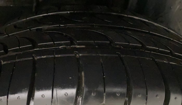 2021 Tata ALTROZ XZ PETROL, Petrol, Manual, 22,585 km, Left Rear Tyre Tread