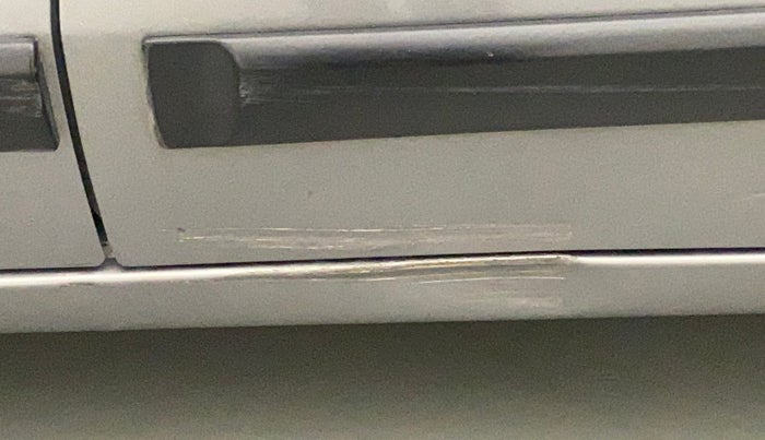 2017 Maruti Wagon R 1.0 VXI, Petrol, Manual, 34,793 km, Left running board - Slightly dented